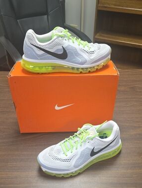 Nike Air Max 2014 (Rare Find) White/Black/Game Royal 621077-147 Men's 8.5